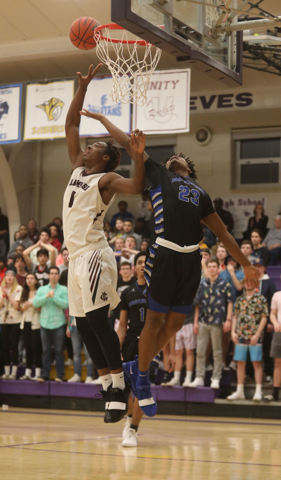 MacArthur vs Champaign Central boys basketball 9 3.1.19.jpg